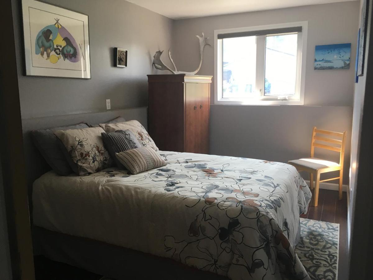 Polar Nights Bed & Breakfast Yellowknife Exterior photo